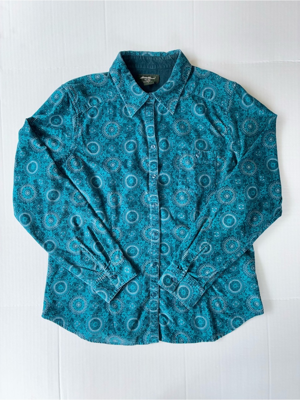 Eddie Bauer Women’s Corduroy Button Up Shirt Long Sleeve Size Large Blue Teal